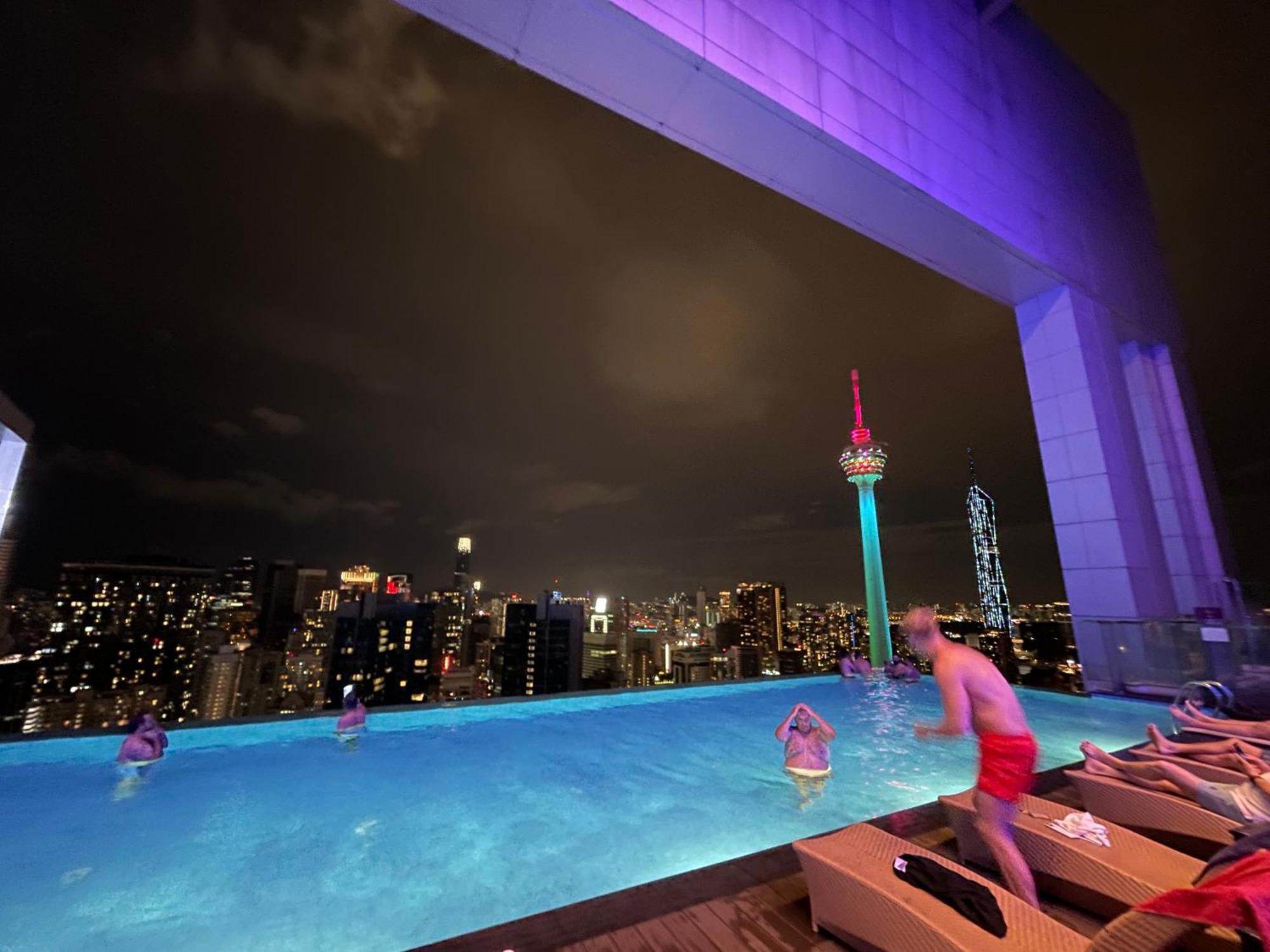 Platinum Klcc By Luxury Suites Kuala Lumpur Buitenkant foto