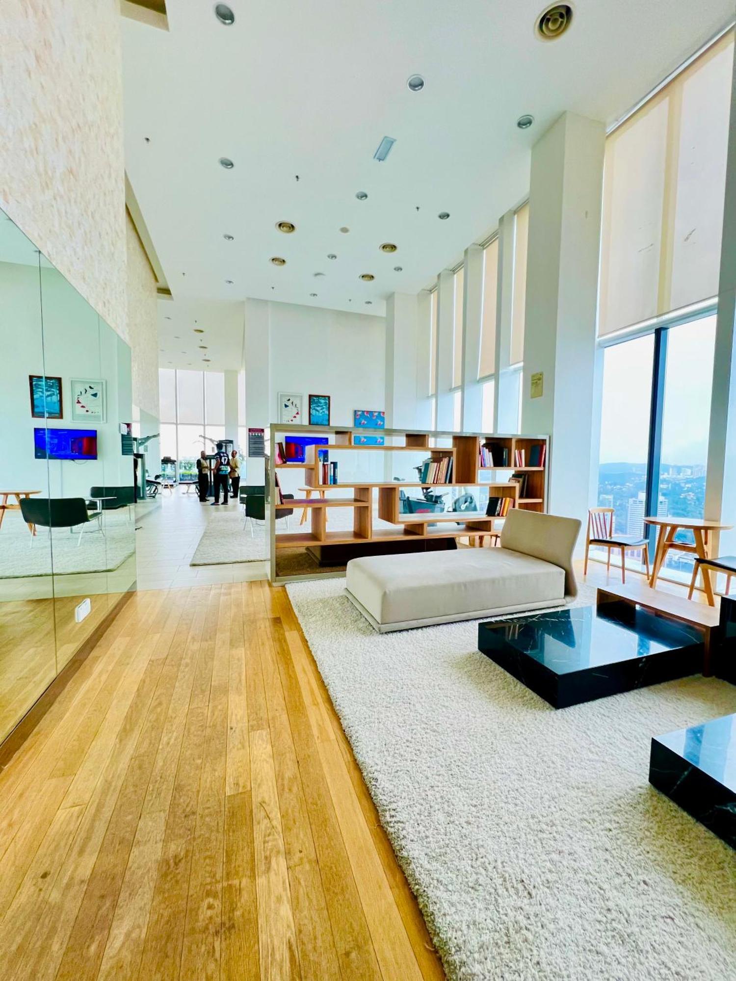 Platinum Klcc By Luxury Suites Kuala Lumpur Buitenkant foto